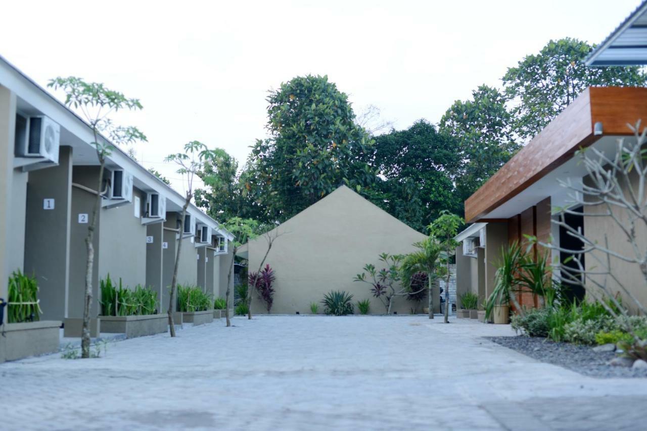 Reddoorz Syariah Plus Near Banyuwangi Airport Exteriör bild